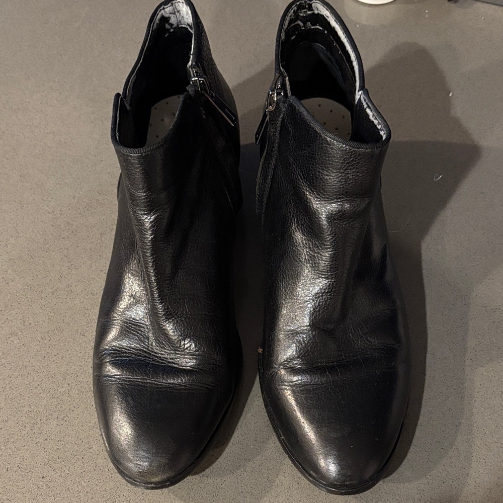 Sam Edelman Black Leather Ankle Booties with Side Zip